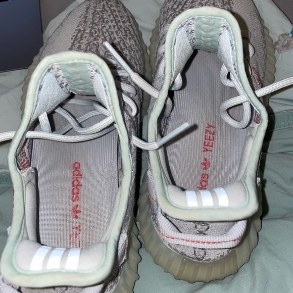 Authentic Yeezy - Picture 2 of 3
